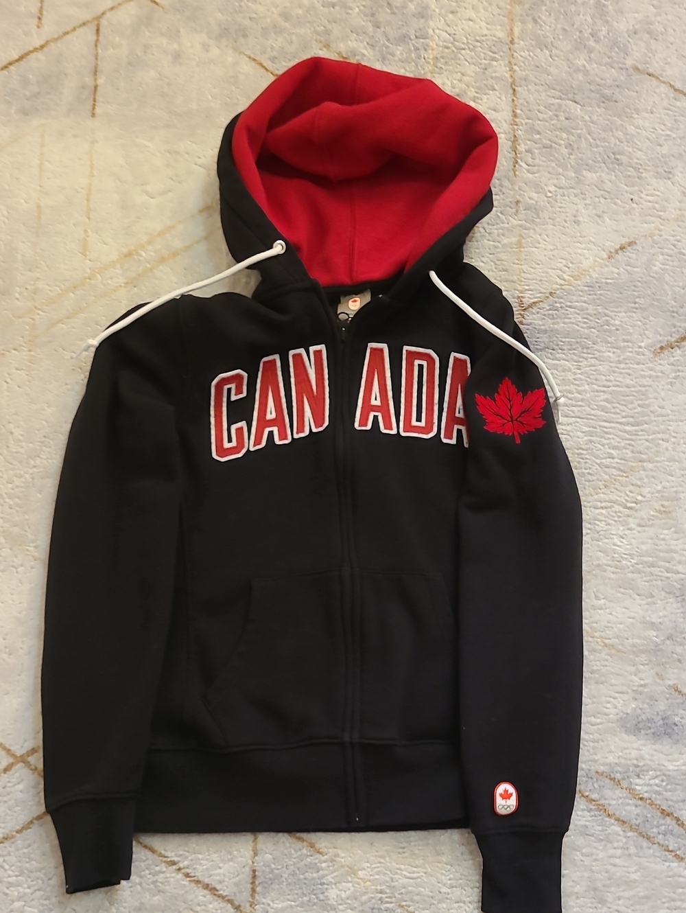 Hudson’s Bay Team Canada Olympic Official Hoodie Women’s S Black Full Zip